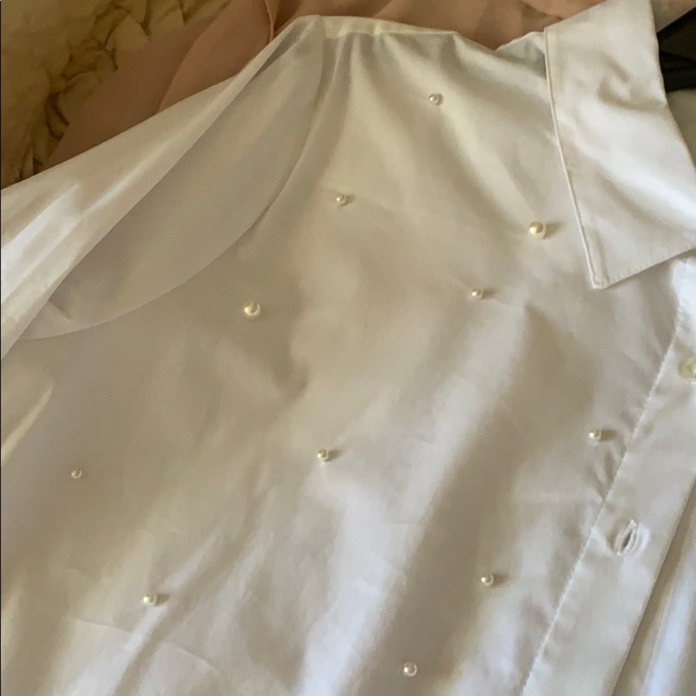 Calvin Klein white shirt with pearls - Picture 4 of 4
